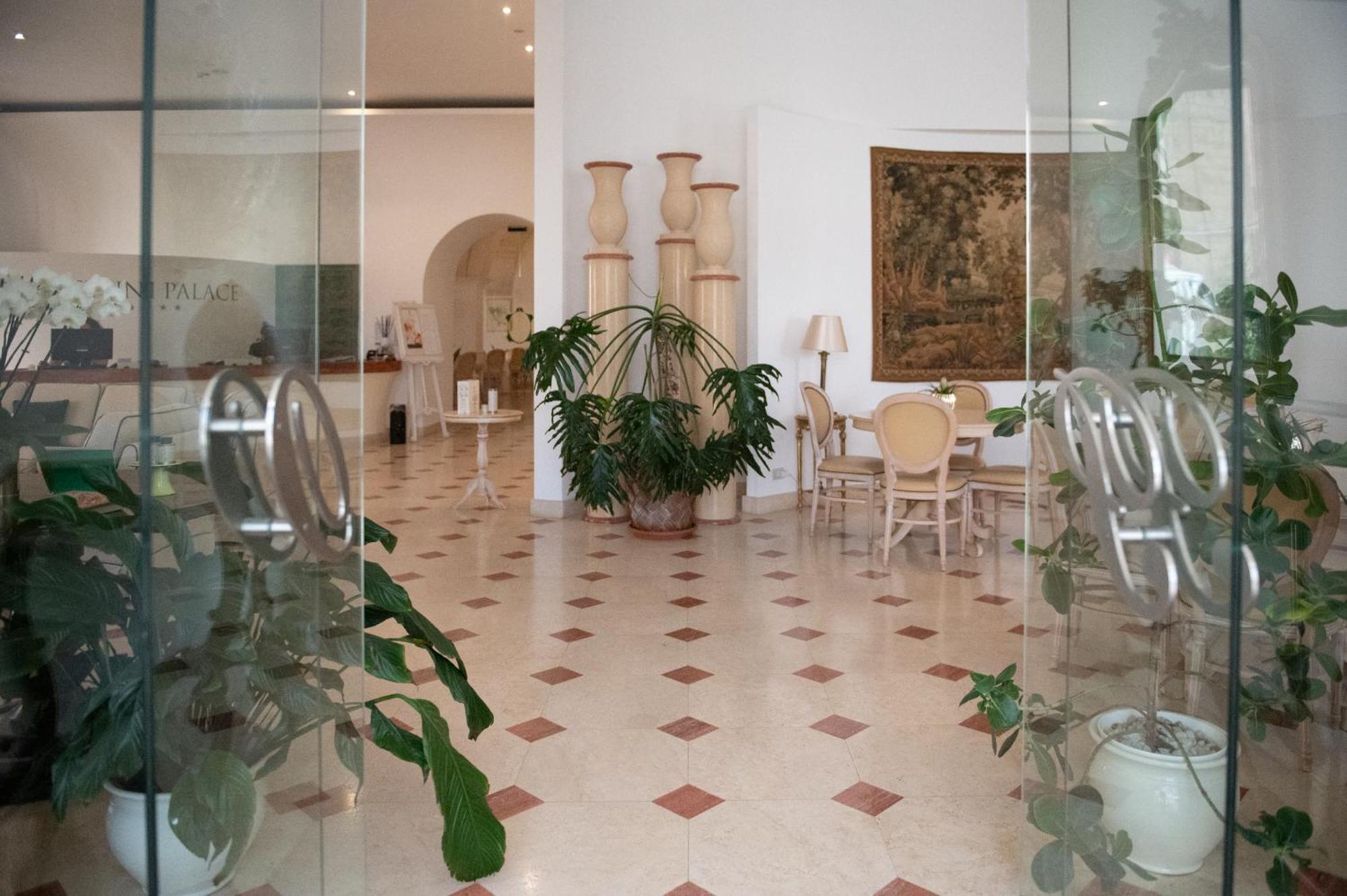 Ostuni Palace - Hotel Bistrot & Spa Exterior foto